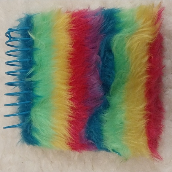 FUZZY RAINBOW BEAR JOURNAL size 6.5"x6.5" - Picture 8 of 8